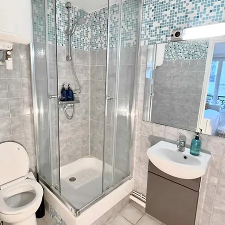 Studio Parisien Lumineux A Bastille Apartment